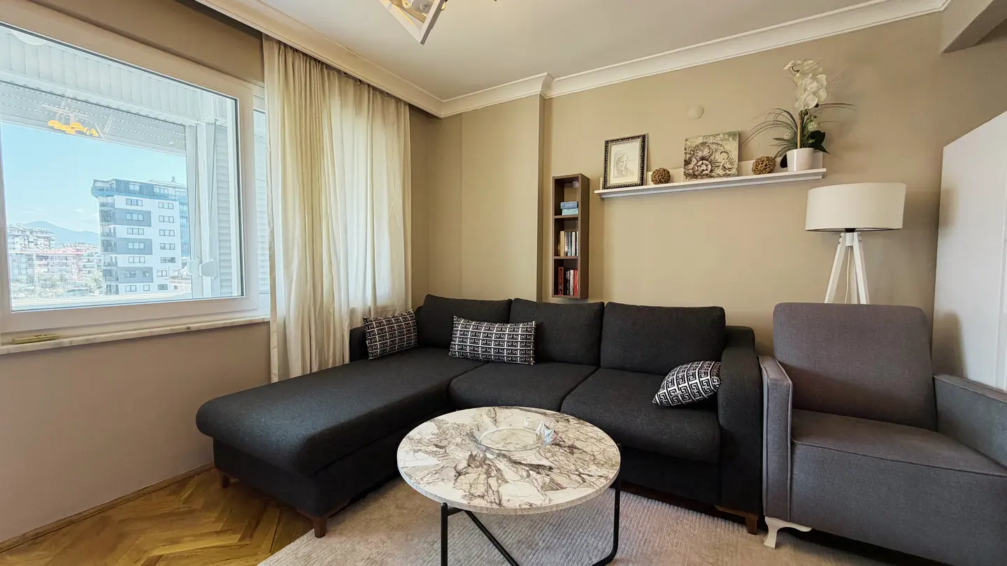 Квартира 1+1 в Kleopatra Sönmez Apartmanı, Центр Алании — фото 1